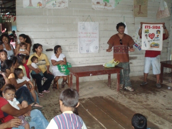 HIV education in Belèn.